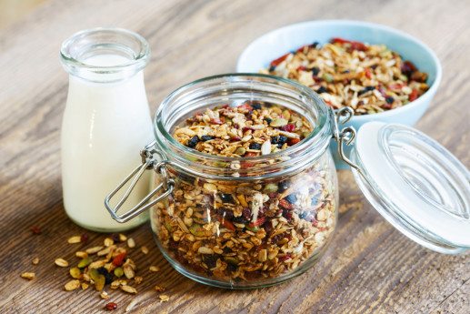 Toasted Turmeric Muesli